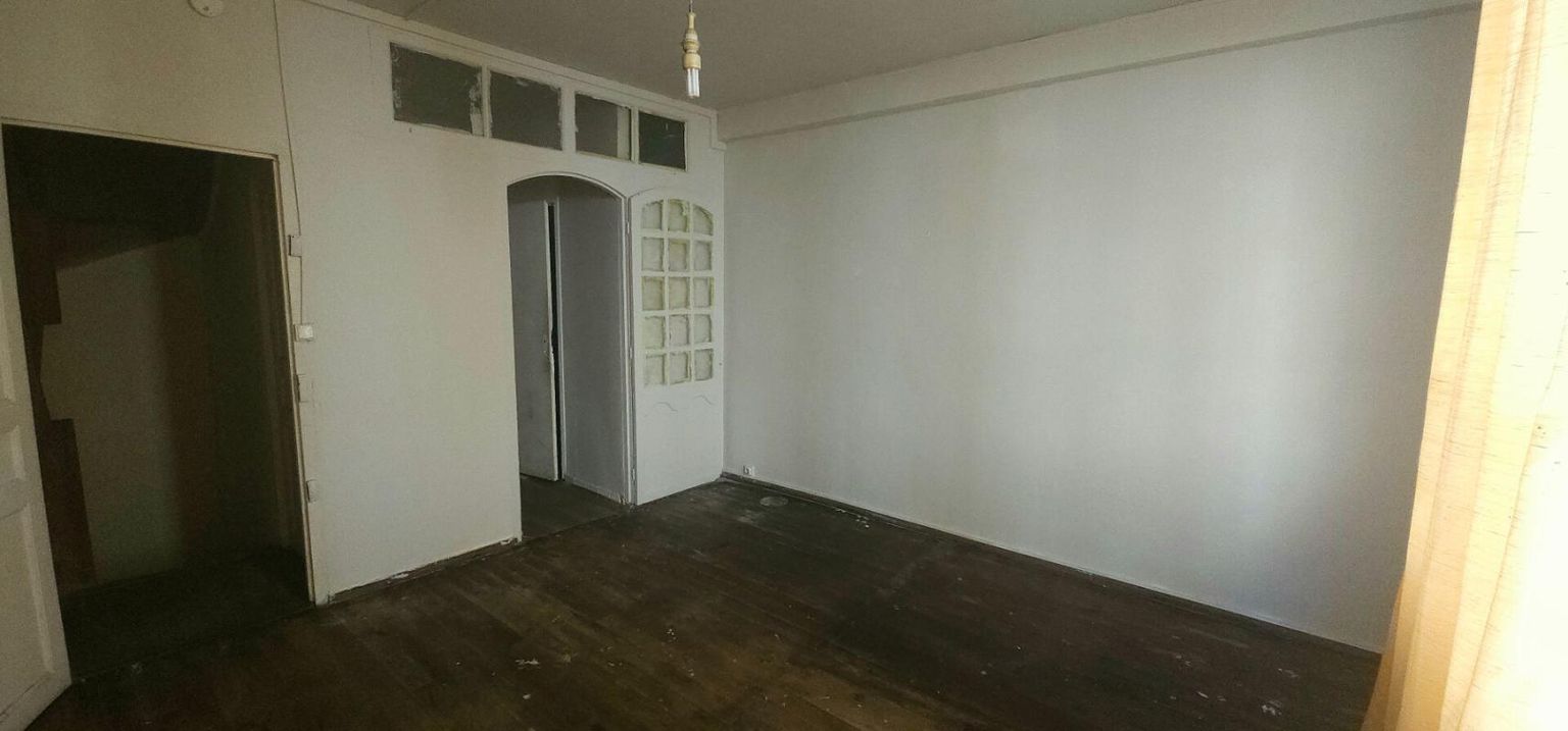 CASTELNAUDARY Immeuble Castelnaudary 4 pièce(s) 100 m2 4