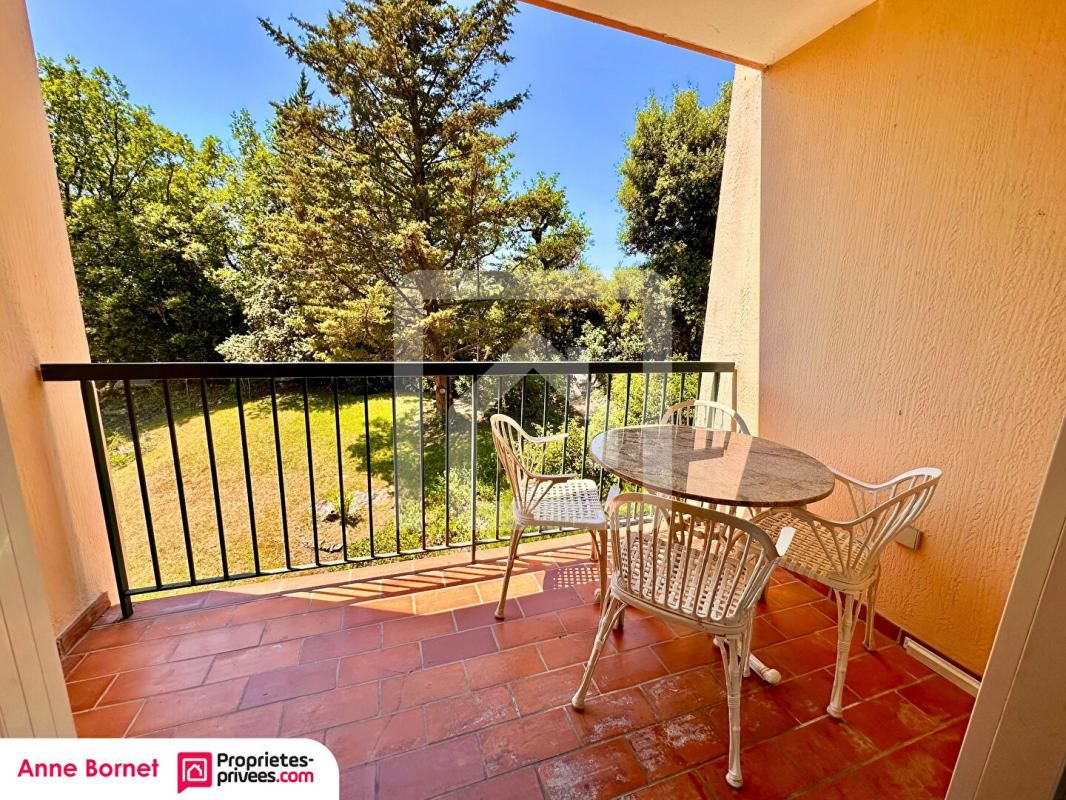 GRASSE Appartement 2 pièces 26 m2 avec terrasse, parking et garage en sous-sol 1
