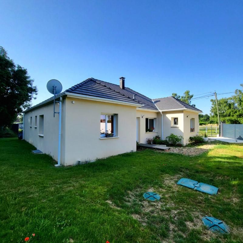 Maison de 2024 de plain-pied, 120 m², Marcilly la Campagne (27320), 1 suite parentale, 2 chambres, 2 salles de douche, terrain de 1 187m² et parcelle boisée de 4 580m². Prix HAI : 289 000