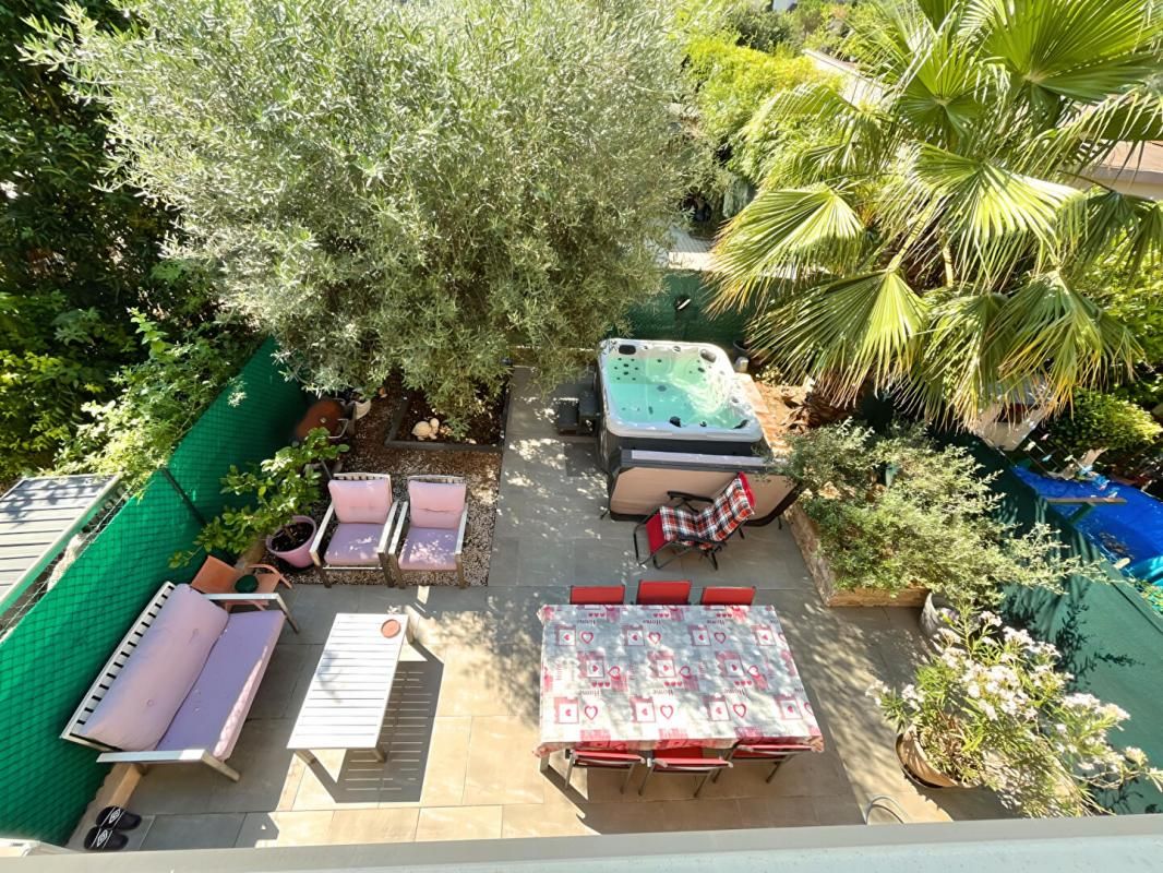 DRAGUIGNAN Maison Draguignan 5 pièces 4 chambres DRAGUIGNAN 2