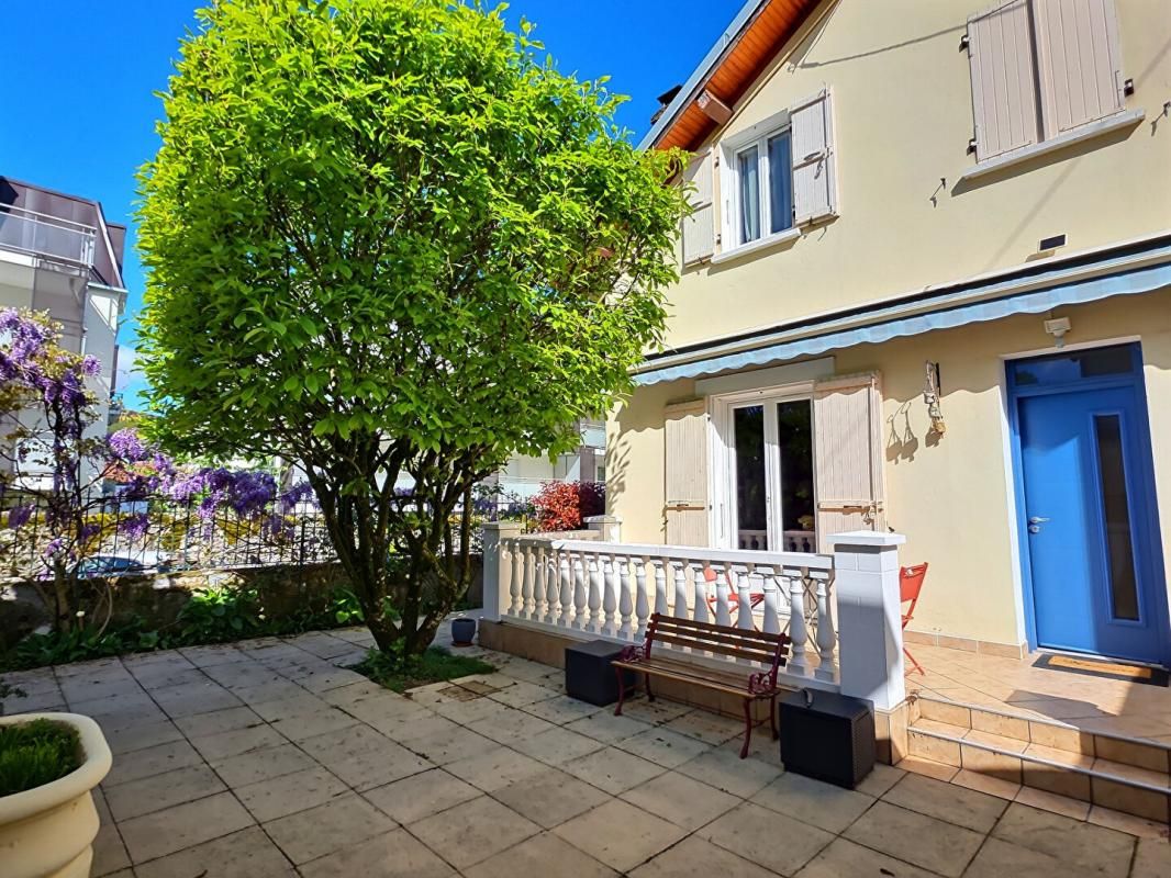 AIX-LES-BAINS Maison de ville, Aix Les Bains,159 m2 2