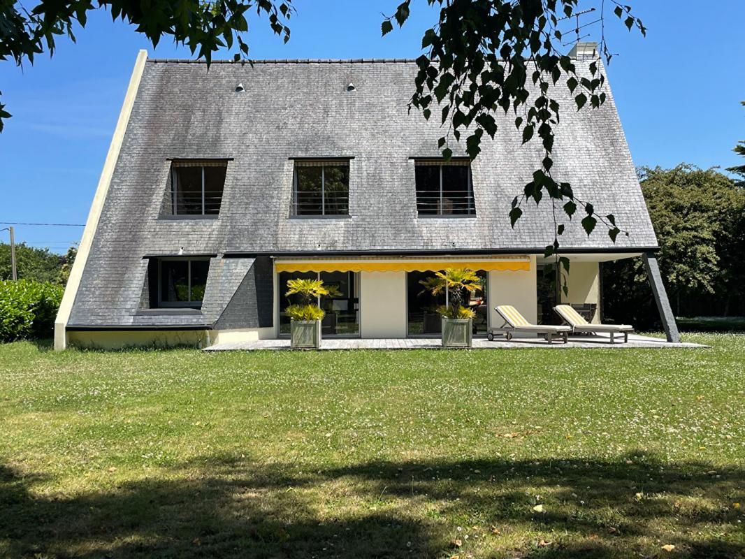 PONT-L'ABBE Spacieuse Maison d'architecte de 185 m2 1