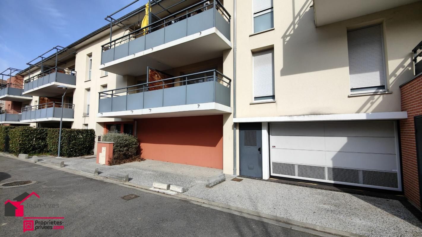 CASTANET-TOLOSAN Appartement T2 lumineux avec balcon et parking à Castanet Tolosan 2