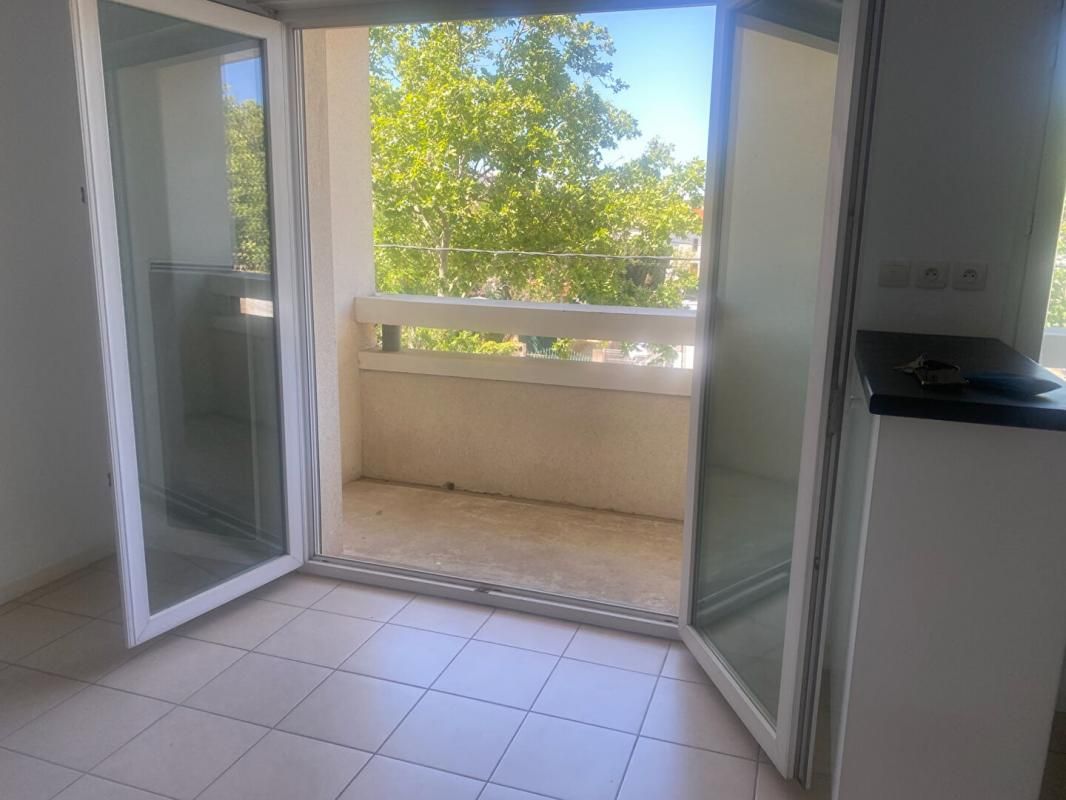 APPARTEMENT T 3