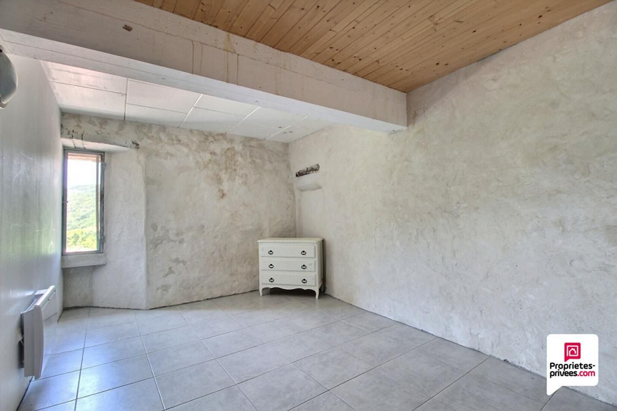 SAINT-PIERRE-DE-COLOMBIER Maison de hameau Saint Pierre De Colombier 91 m2 2