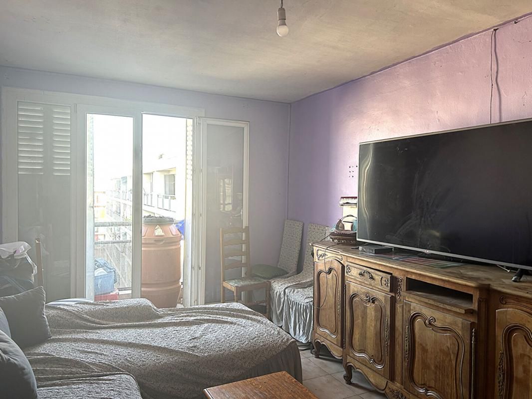 MARSEILLE-3E-ARRONDISSEMENT Appartement Marseille 4 pièce(s) 65 m2 3
