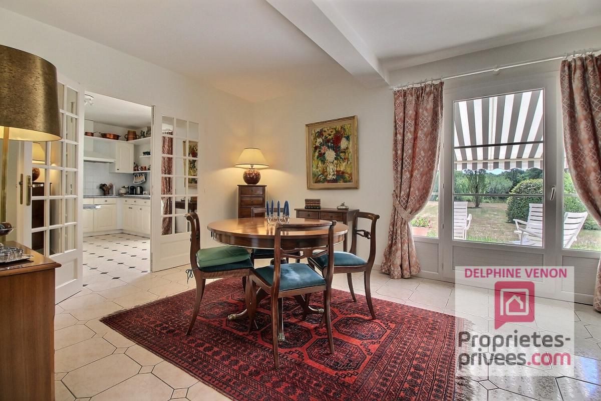 CHATEAUNEUF-SUR-LOIRE Propriété avec maison récente, plan d'eau et parc arboré de 6 619 m² à Sury Aux Bois 3