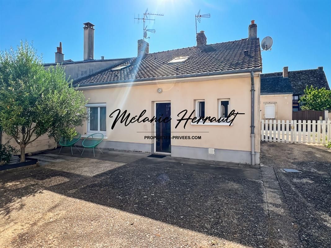 BRETTE-LES-PINS Maison T4 - 3 chambres - Brette les Pins (72250) 1