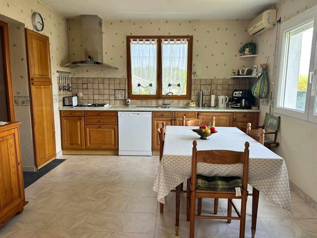 SAINT-GENES-DE-FRONSAC Maison Saint Genes De Fronsac 4 pièce(s) 88.26 m2 2