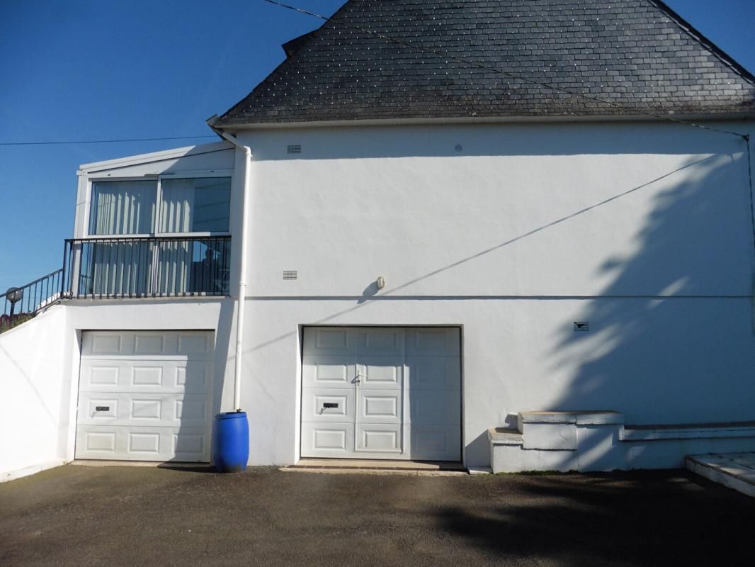 MELLAC Maison avec hangar Mellac 6 pièces 142 m2 et 3757 m² de terrain 4