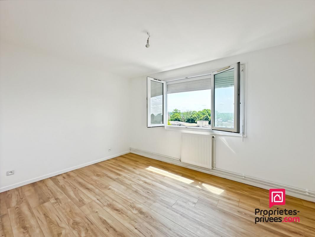 AVALLON Appartement Avallon 4 pièce(s) 75.42 m2 4