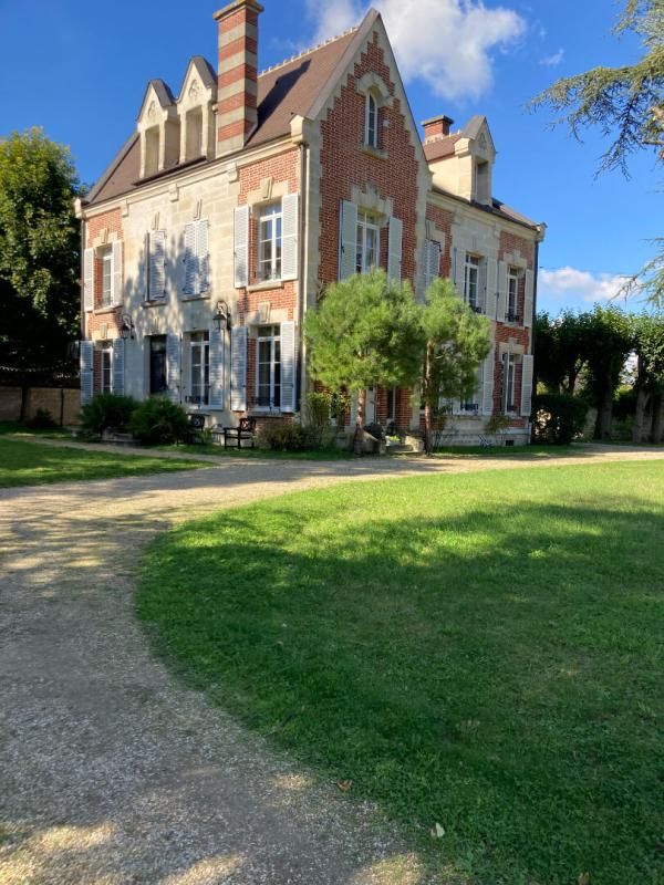 CHANTILLY Demeure de prestige Chantilly 7 pièce(s) 300 m2 3