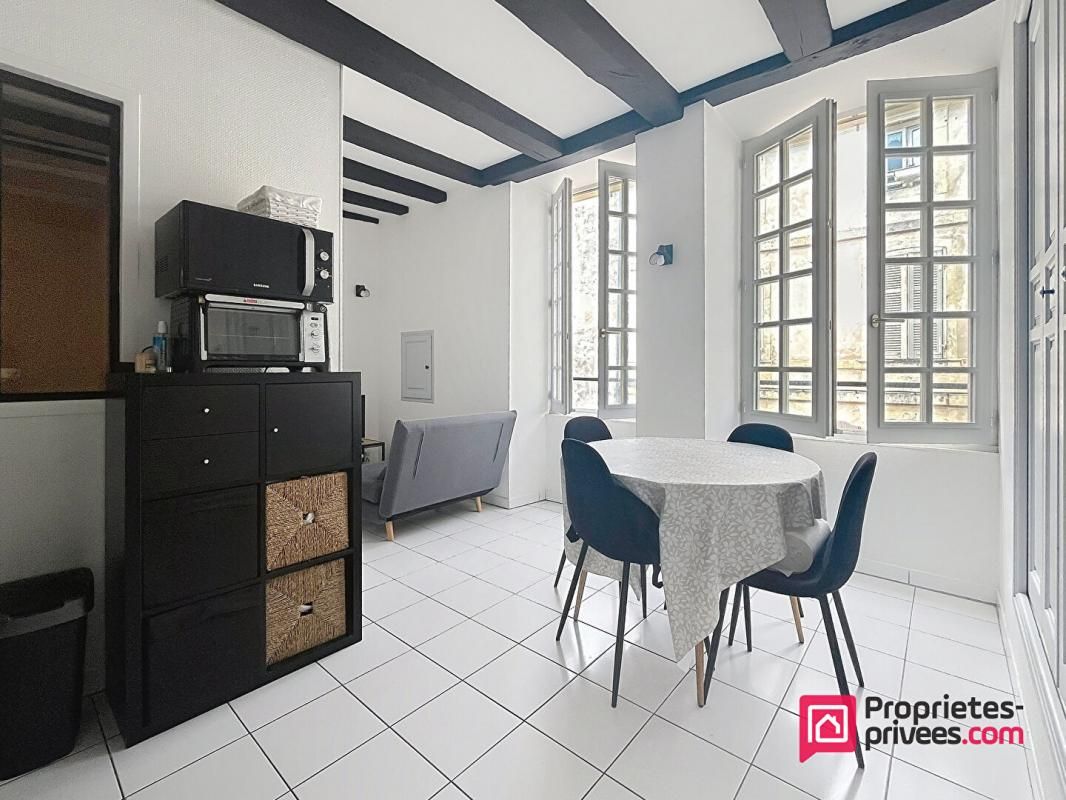 LA ROCHELLE Appartement La Rochelle Hyper centre - Très beau 2 pièce(s) 2