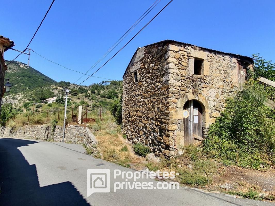 UTELLE Terrain constructible avec bâtis 5000 m2 Utelle 1
