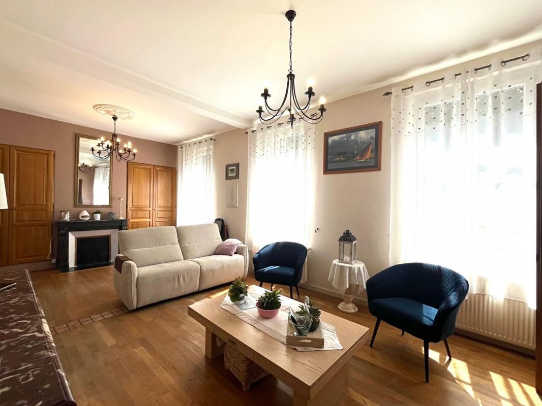 NOYON Maison : 6 pièce(s) 155 m2 - Jardin et Terrasse 4