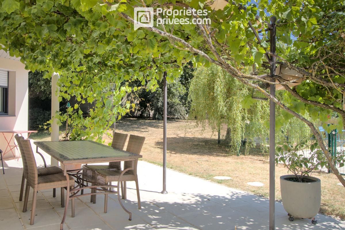 LA SEGUINIERE Maison La Seguiniere 8 pièce(s) 146 m2 4