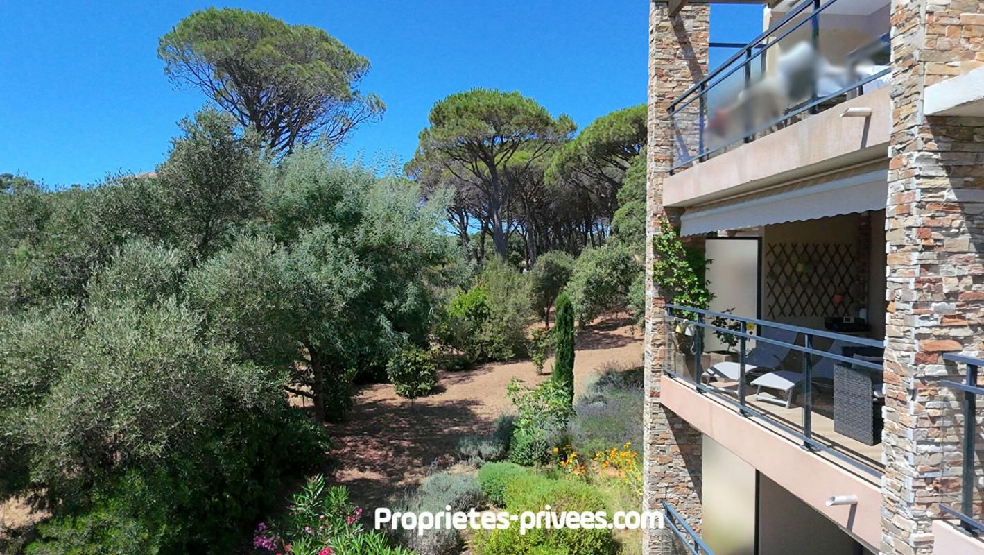 SAINT-RAPHAEL Appartement Saint Raphael-Valescure, 3 pièce(s) 84 m2, Terrasse sud, garage, piscine 3