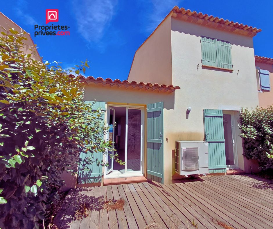 ROQUEBRUNE-SUR-ARGENS Villa 5 pièces avec jardinet et garage de 18m² 1