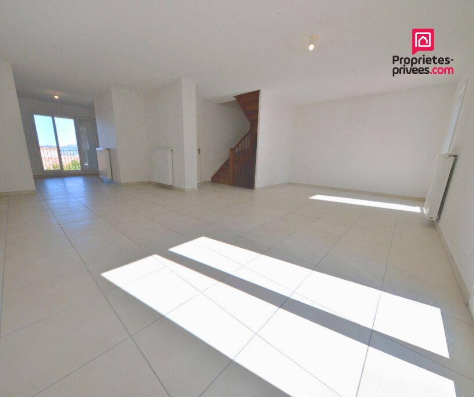 ROQUEBRUNE-SUR-ARGENS Villa 5 pièces avec jardinet et garage de 18m² 4
