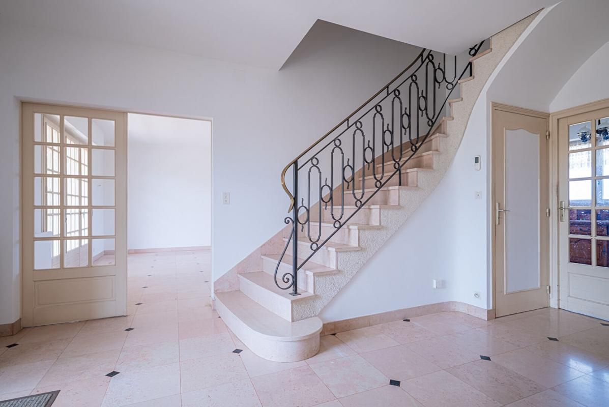 CHATEAU-DU-LOIR Maison Montval Sur Loir 5 pièce(s) 126 m2 3
