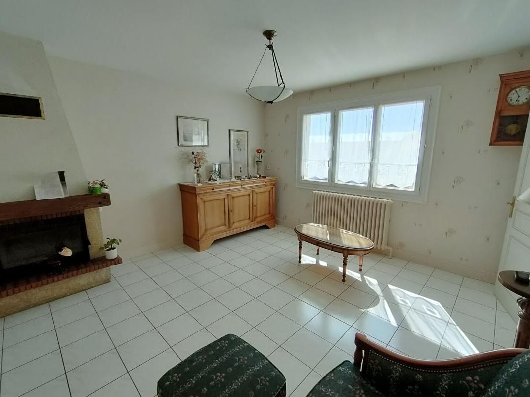 LA VERRIE Maison La Verrie 5 pièces 81 m2 2