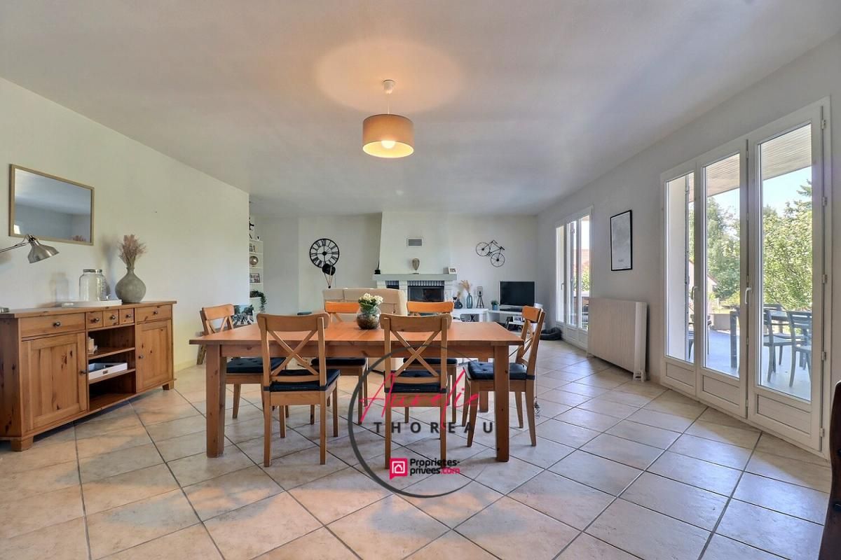 CHILLEURS-AUX-BOIS Maison familiale 220m2, 6 chambres 4