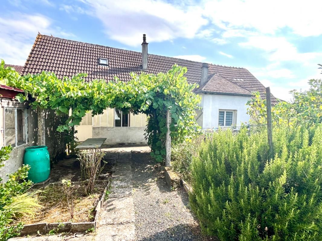 TROUY Maison Trouy 4 pièces 76 m2 1