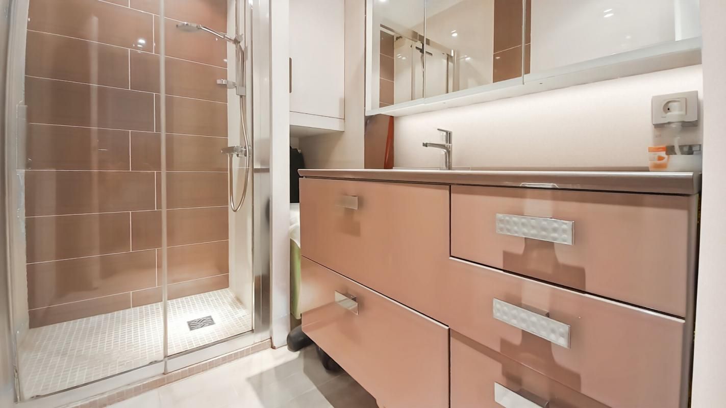 FREJUS Appartement Fréjus 2 pièce(s) 44 m2 3