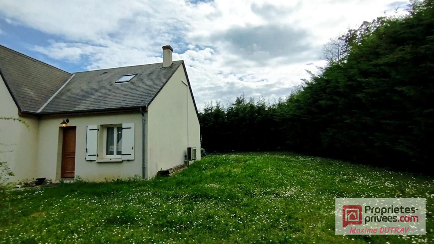 AUZOUER-EN-TOURAINE Maison 5 pièces 110m² - 4 chambres - jardin - garage 2