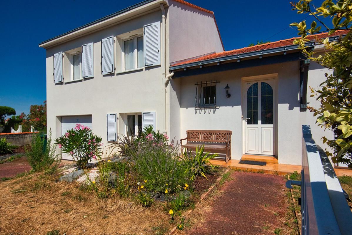 SAINT-SEBASTIEN-SUR-LOIRE Maison Saint Sebastien Sur Loire 123 m2 sur sa parcelle de 496 m² 2