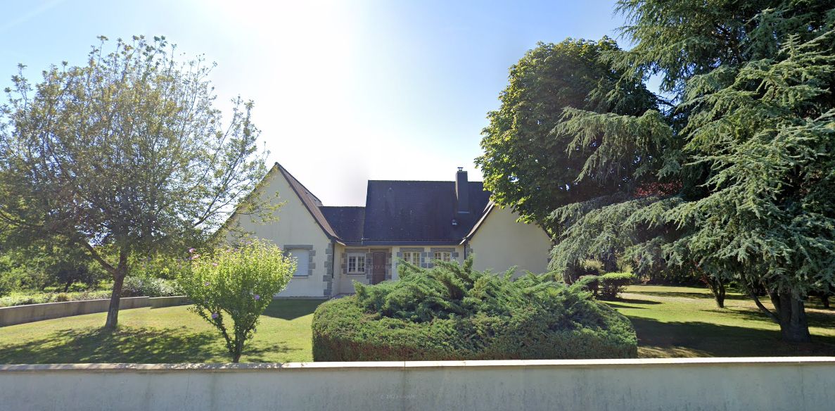 DOMALAIN Maison Domalain 5 pièce(s) 158 m2 1