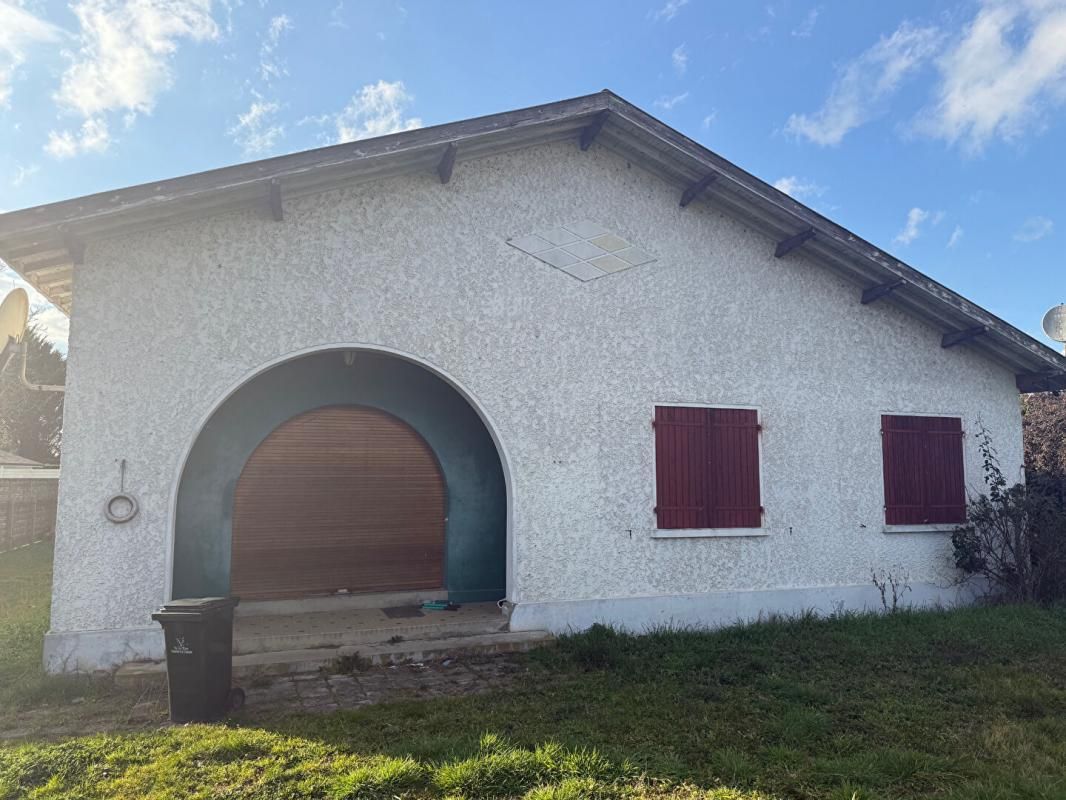MAISON A RENOVER 88M² SUR 430M² DE TERRAIN PROCHE CENTRE VILLE