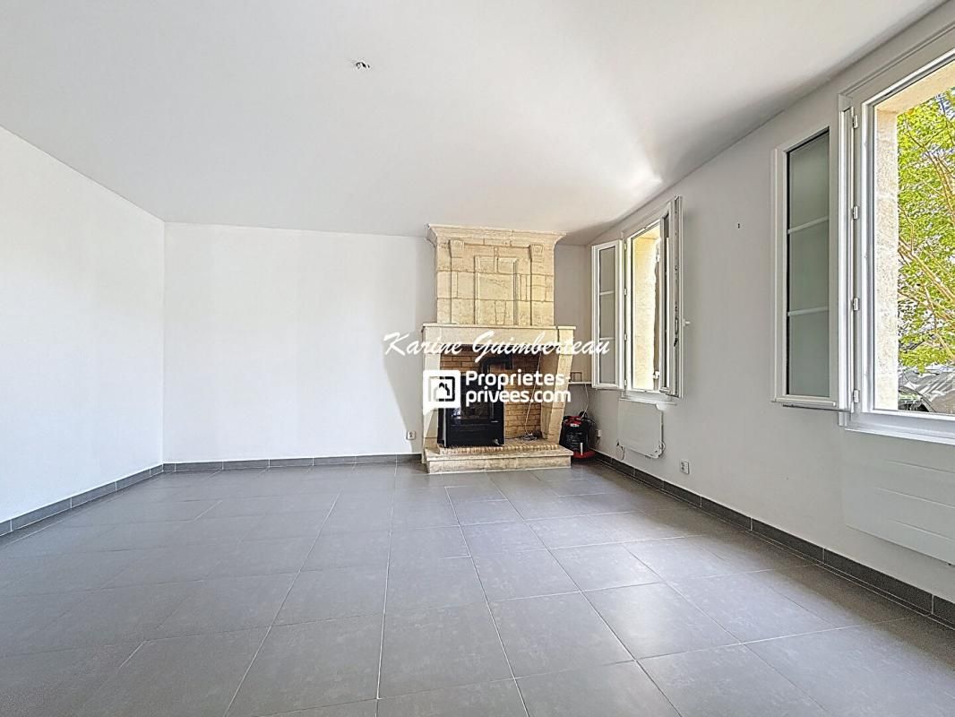 SAINT-DENIS-DE-PILE Maison 3 pièces 92 m2 proche gare 3