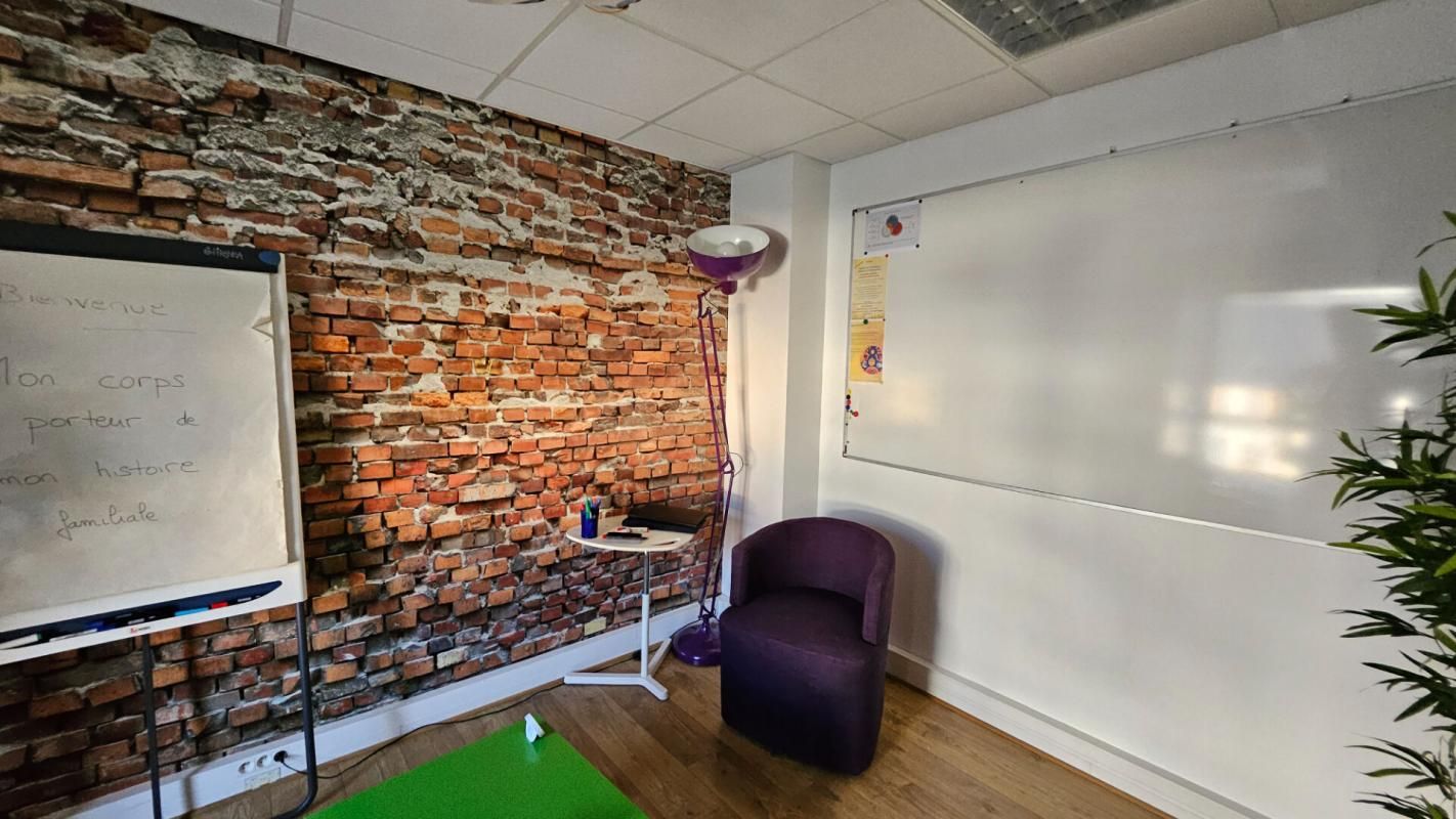 GRENOBLE EXCLUSIVITE GRENOBLE - Vente BUREAUX 42 m² -  128 628 euros 4