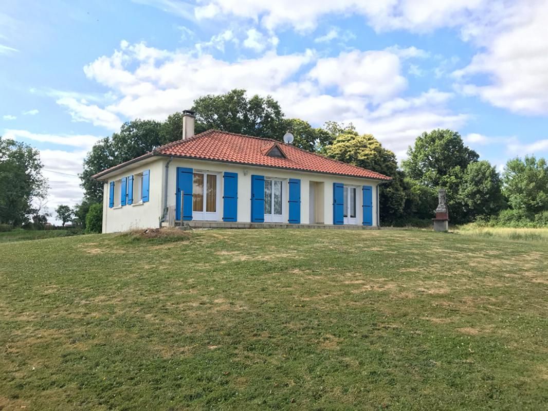 LA FORET-SUR-SEVRE Maison St Marsault 3 chambres sur un Terrain de 5 290 m² 1