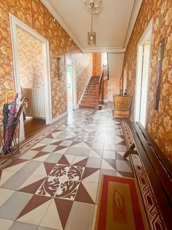 SAINT-BREVIN-LES-PINS Maison Saint Brevin Les Pins 10 pièce(s) 301 m2 3