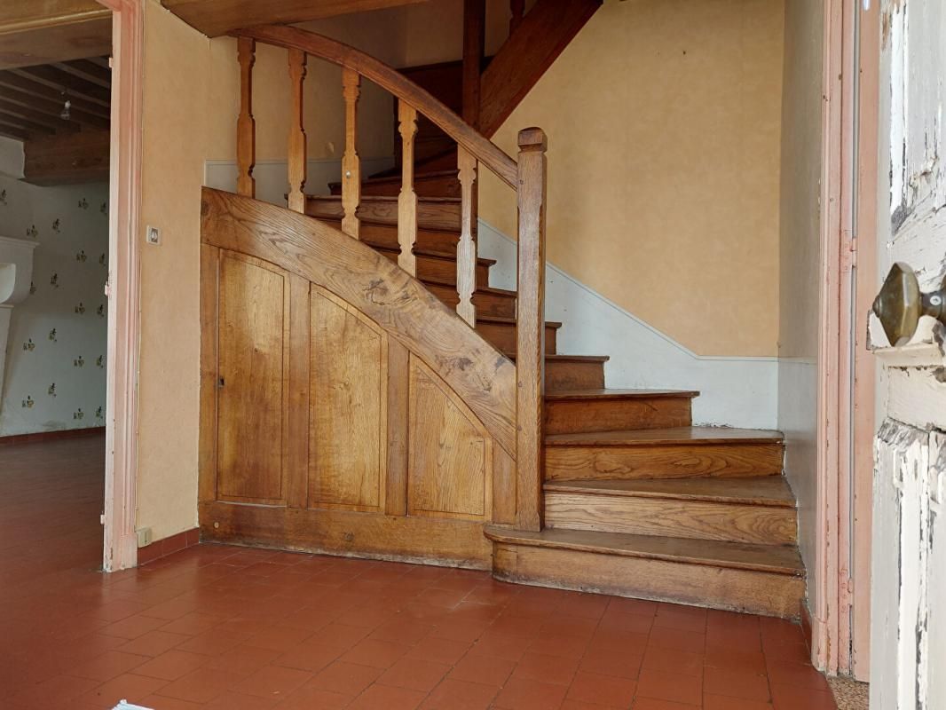 MARLY-SUR-ARROUX Maison Marly Sur Arroux 5 pièce(s) 123 m2 2