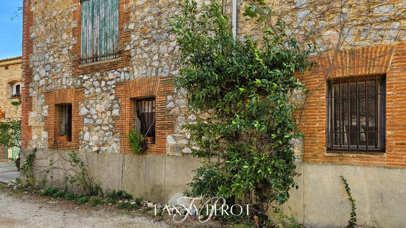 ALENYA Enorme potentiel pour cette maison de 270m² avec T2 et plateau à aménager 2