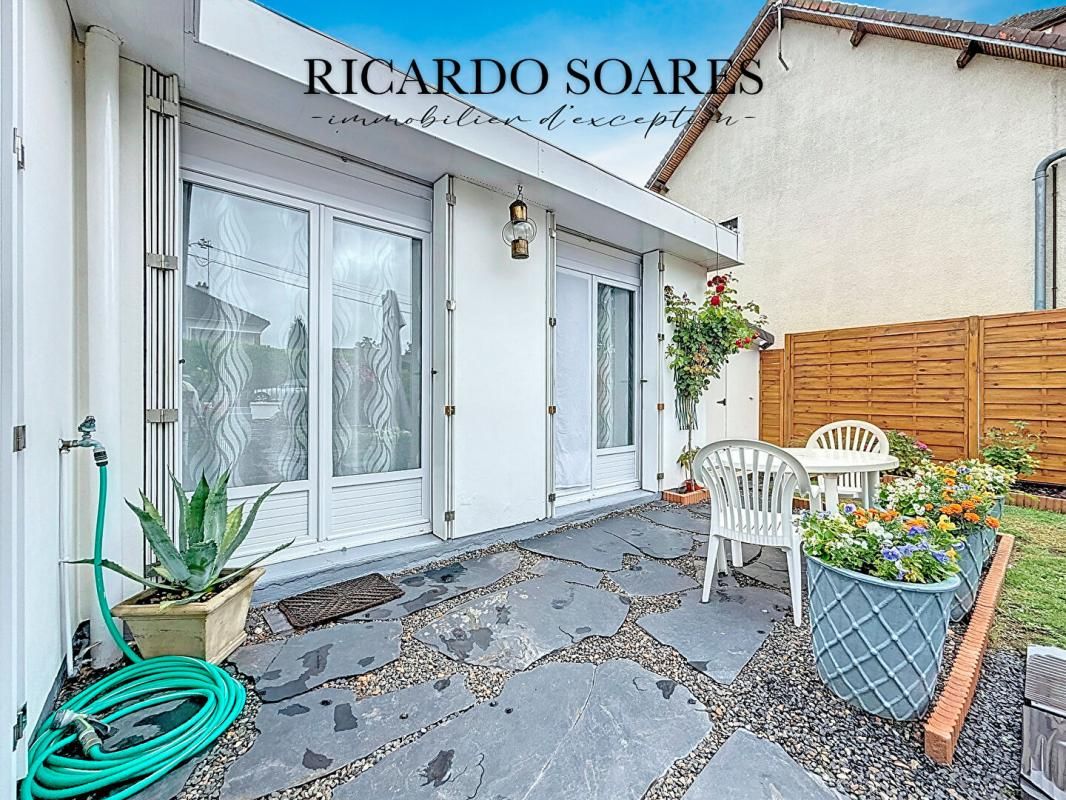 PONT-SAINTE-MAXENCE 60700 PONT-SAINTE-MAXENCE / MAISON DE PLAIN-PIED 82m2 / 3 CHAMBRES / JARDIN / GARAGE 3