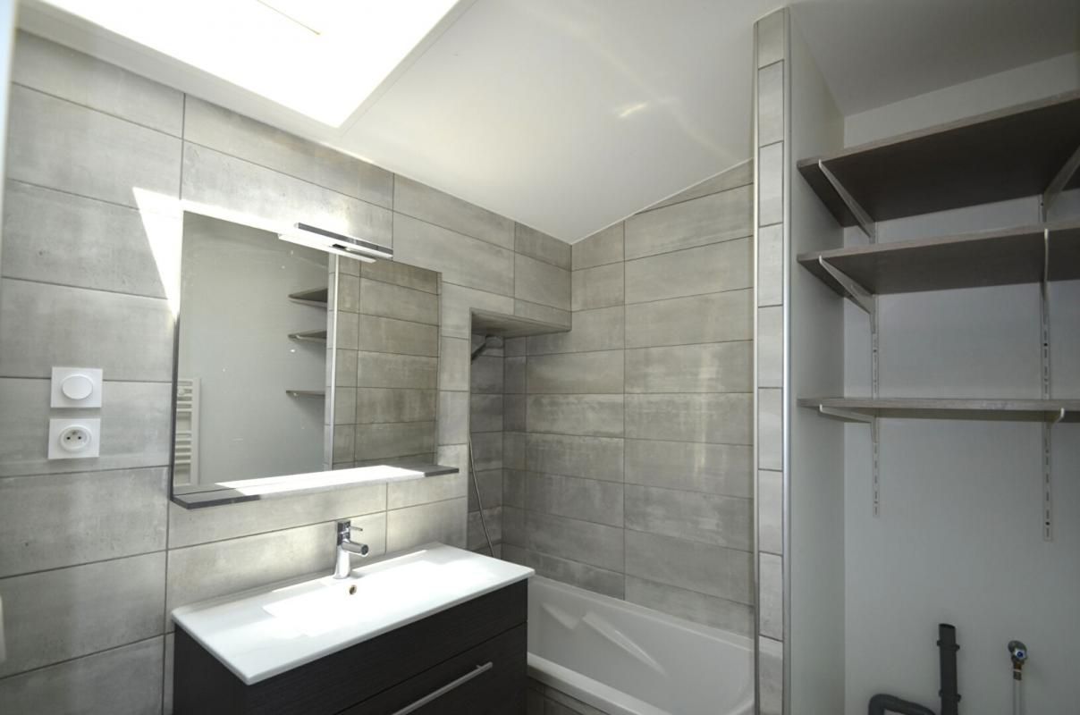 LENTILLY Plein Coeur de Lentilly - Idéal 1er achat ou investisseur ! 4