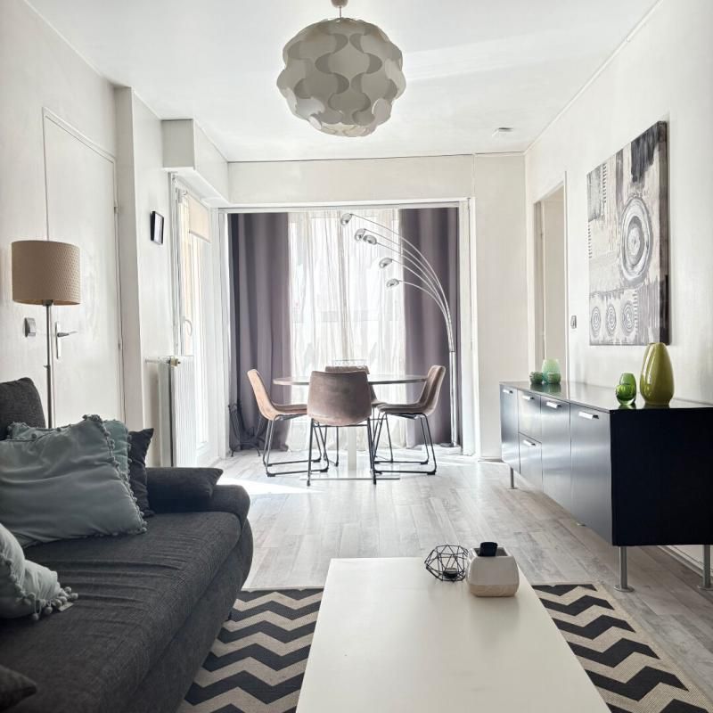 NANTES Superbe Appartement 54 m² avec Balcon et Parking 1