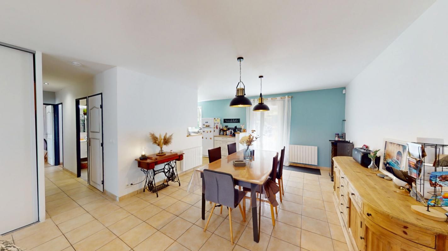 SAINT-HILAIRE-DE-COURT Maison Saint Hilaire De Court 4 pièce(s) 88 m2 2
