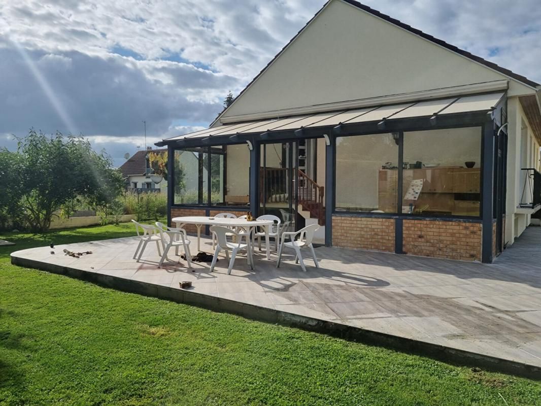 SAINT-REMY-SUR-AVRE Maison, 120 m², Saint Rémy sur Avre (28380), 3 chambres, suite parentale, sous-sol total, terrain 1 138m². Prix HAI 218 300 2