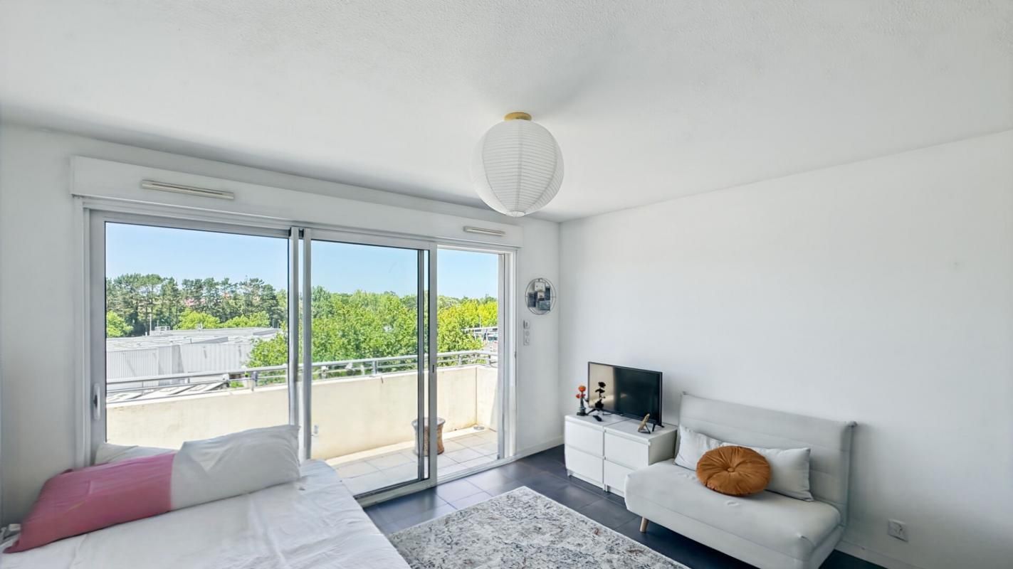 BAYONNE Appartement Bayonne Conservatoire 1 pièce(s) 22.88 m2 + cave + parking sous sol 1