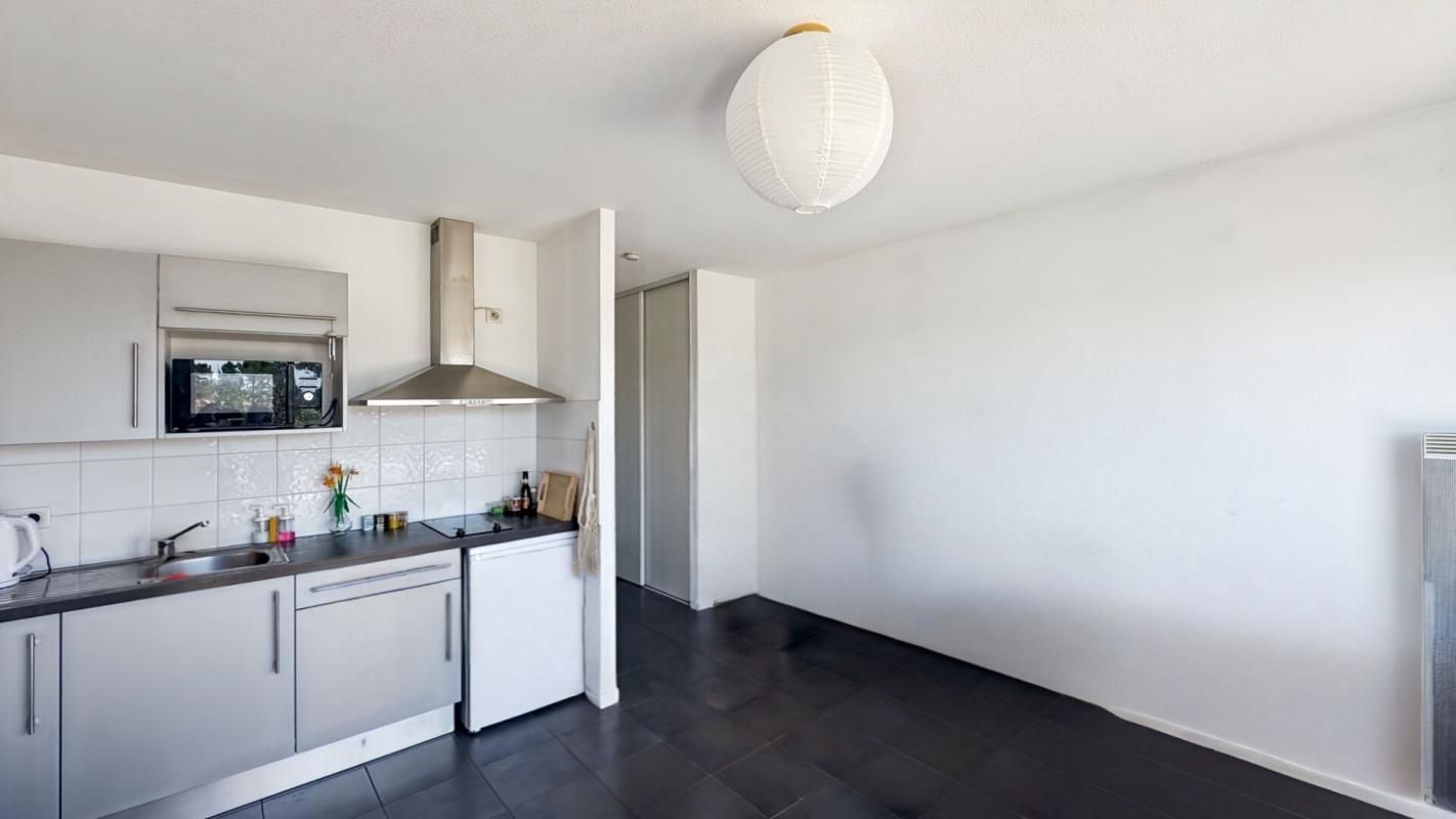 BAYONNE Appartement Bayonne Conservatoire 1 pièce(s) 22.88 m2 + cave + parking sous sol 2