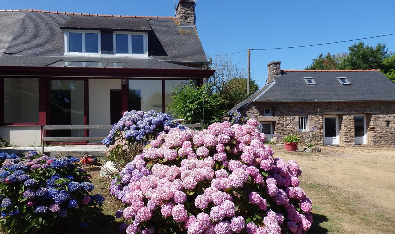 PLEHEDEL Maison+gîte Plehedel 6 pièce(s) 130 m2 2