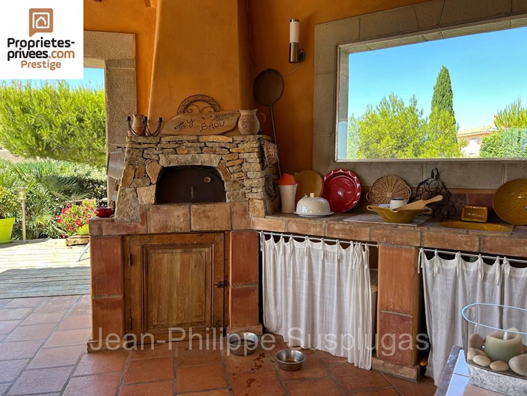 LA CADIERE-D'AZUR Villa La Cadiere d'Azur 7 pièce(s) 190 m2 4
