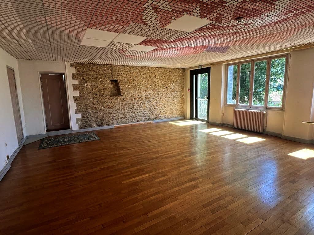 SORGES Maison Sorges Et Ligueux En Perigord 12 pièce(s) 377 m2 2