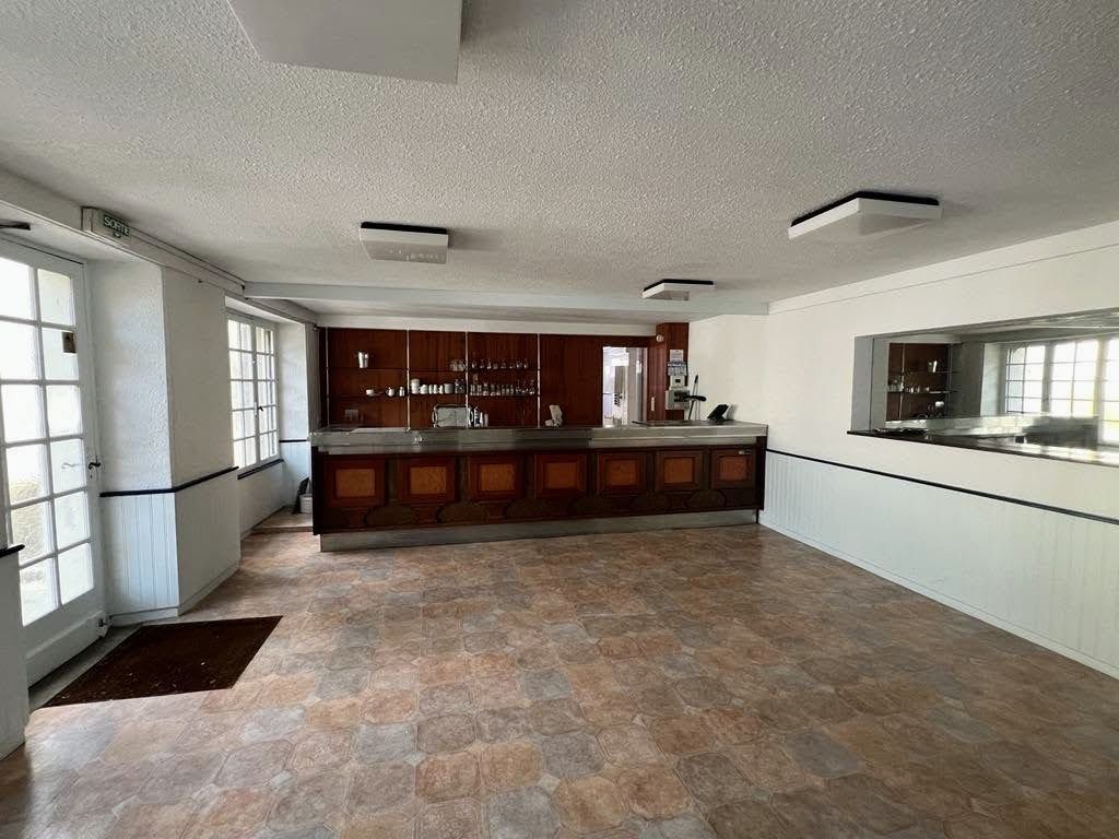 SORGES Maison Sorges Et Ligueux En Perigord 12 pièce(s) 377 m2 4