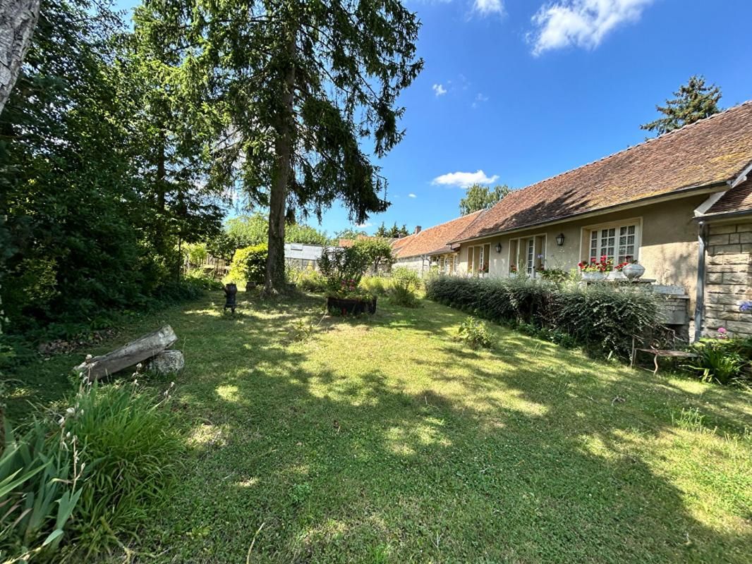 LE PERCHAY CHARMANTE MAISON ANCIENNE A RAFFRAICHIR AVEC BEAUCOUP DE POSSIBILITES ! 2